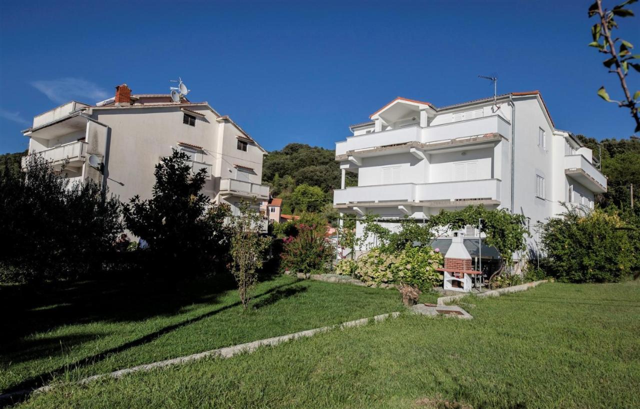 Apartments Stanicic Kampor Exterior foto
